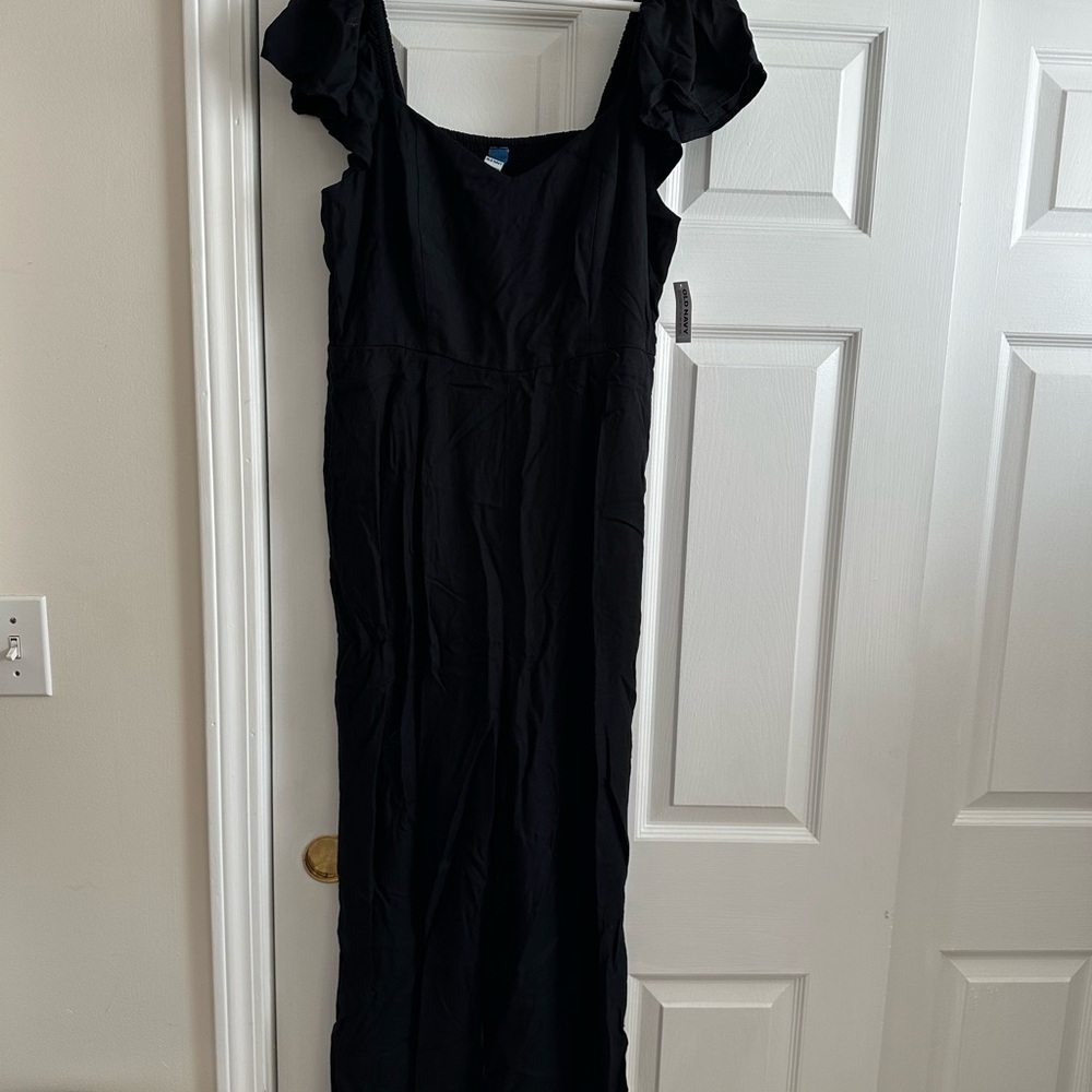 Old Navy Black Ruffle Sleeve jumpsuit